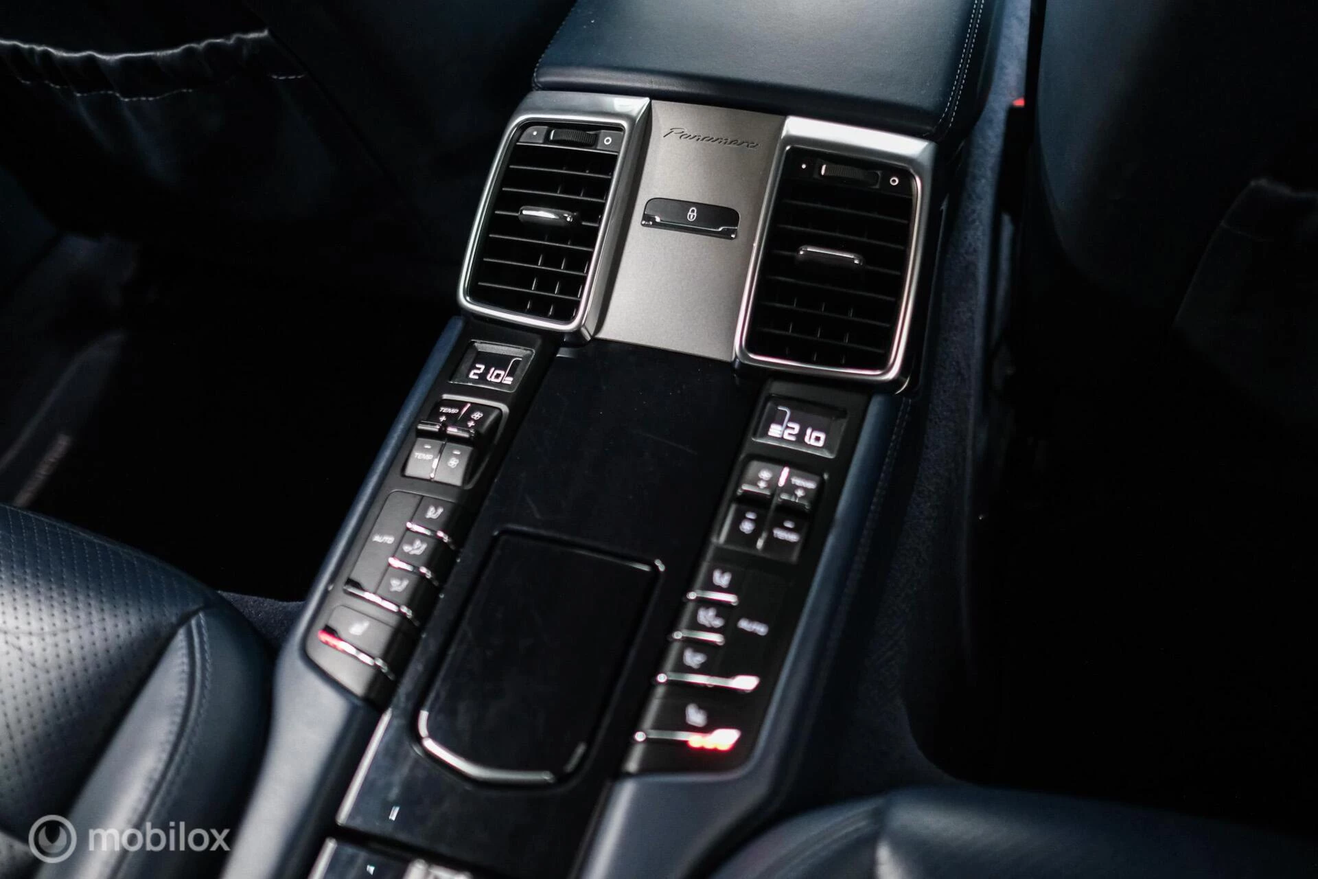 Hoofdafbeelding Porsche Panamera