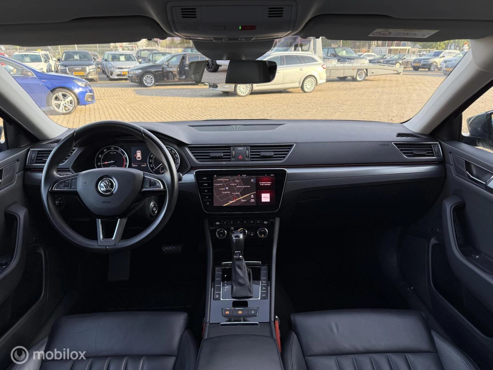 Hoofdafbeelding Škoda Superb