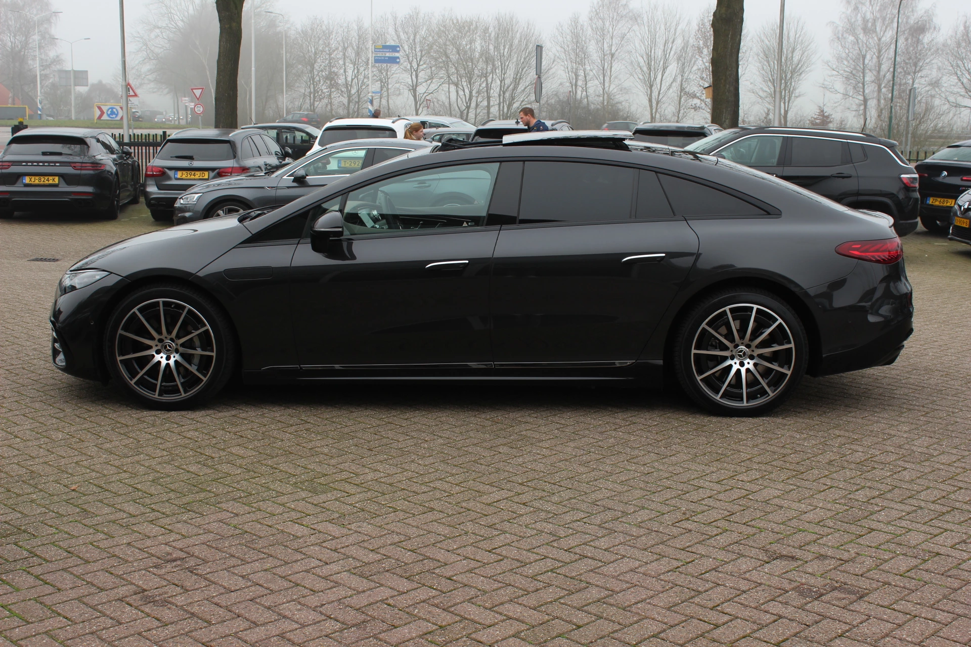 Hoofdafbeelding Mercedes-Benz EQS