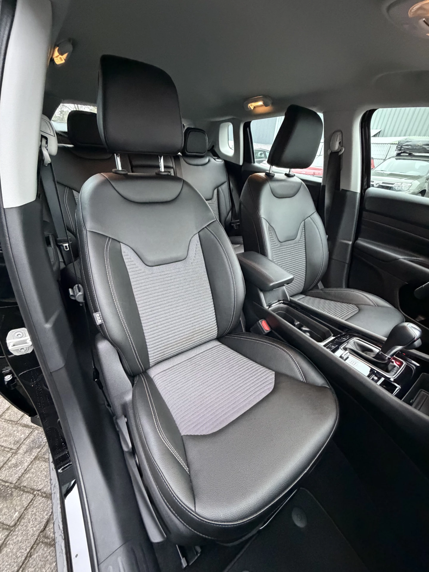 Hoofdafbeelding Jeep Compass