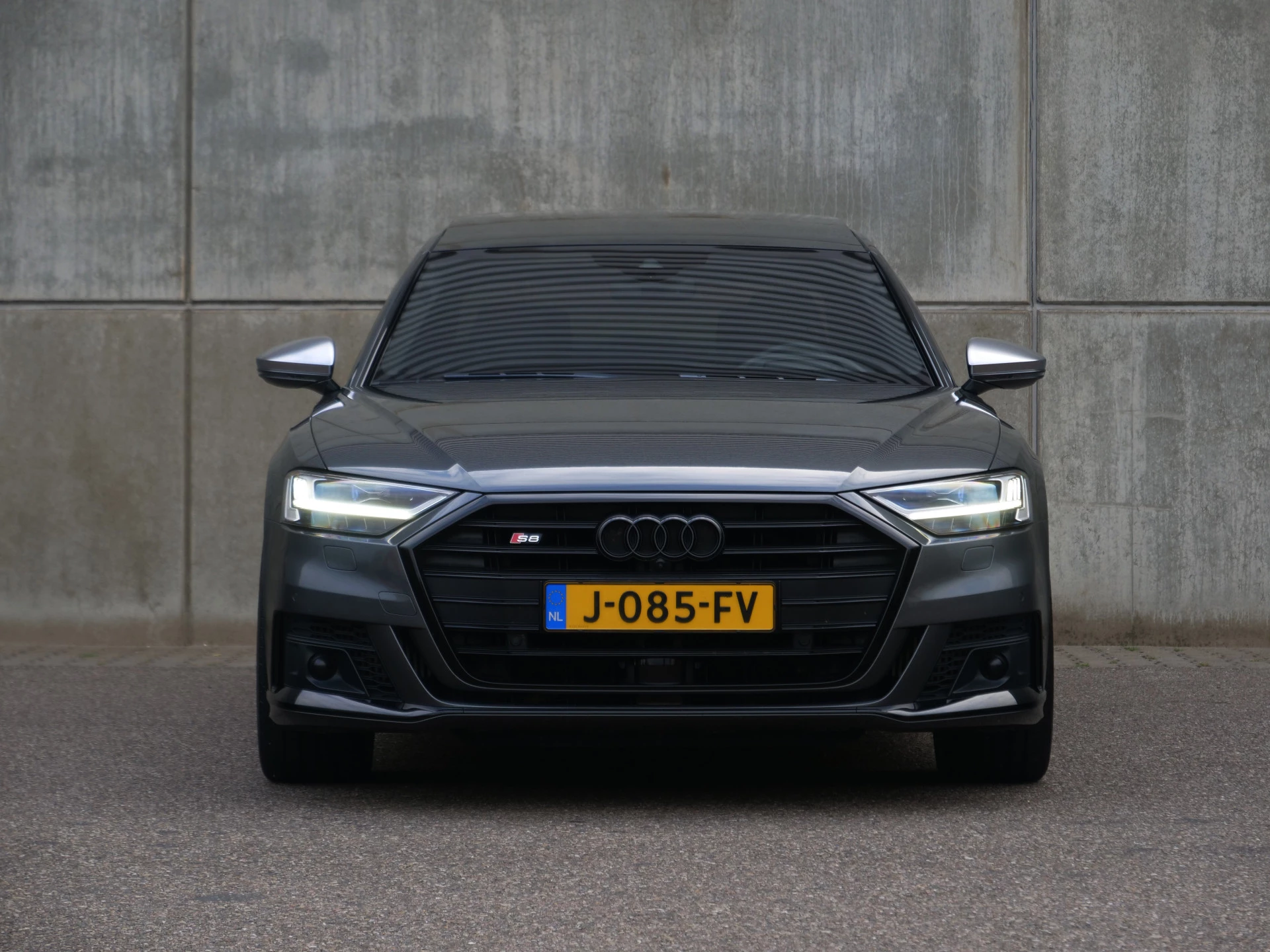 Hoofdafbeelding Audi S8