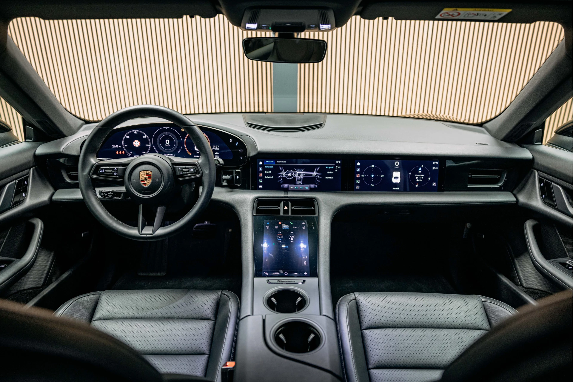 Hoofdafbeelding Porsche Taycan