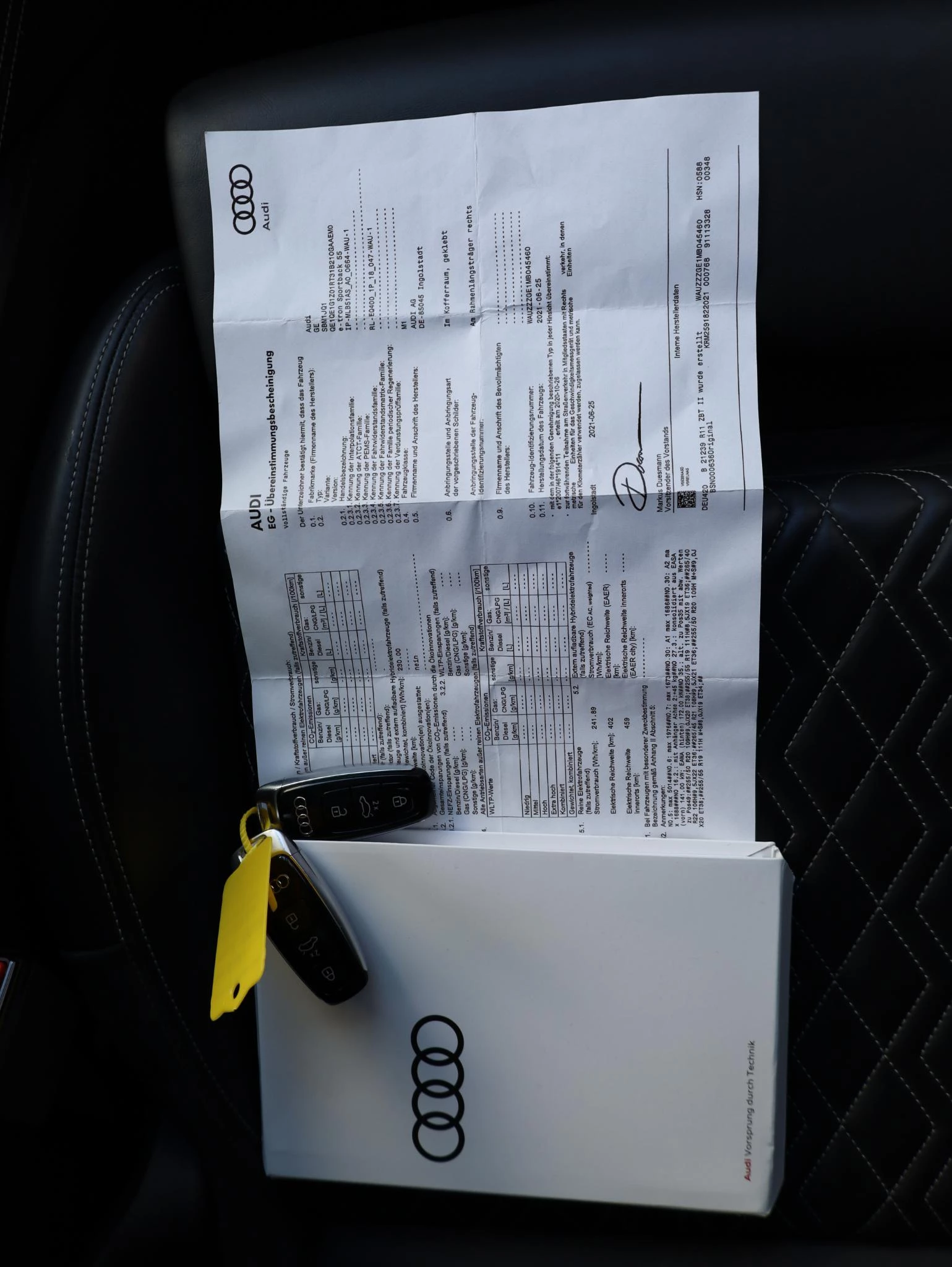 Hoofdafbeelding Audi e-tron