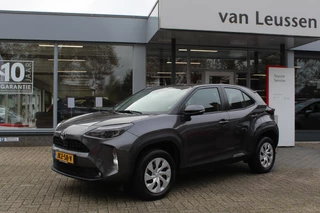 Hoofdafbeelding Toyota Yaris Cross Toyota Yaris Cross 1.5 HYBRID CAMERA DAB AD-CRUISE CLIMA EL-INKLAPBARE SPIEGELS