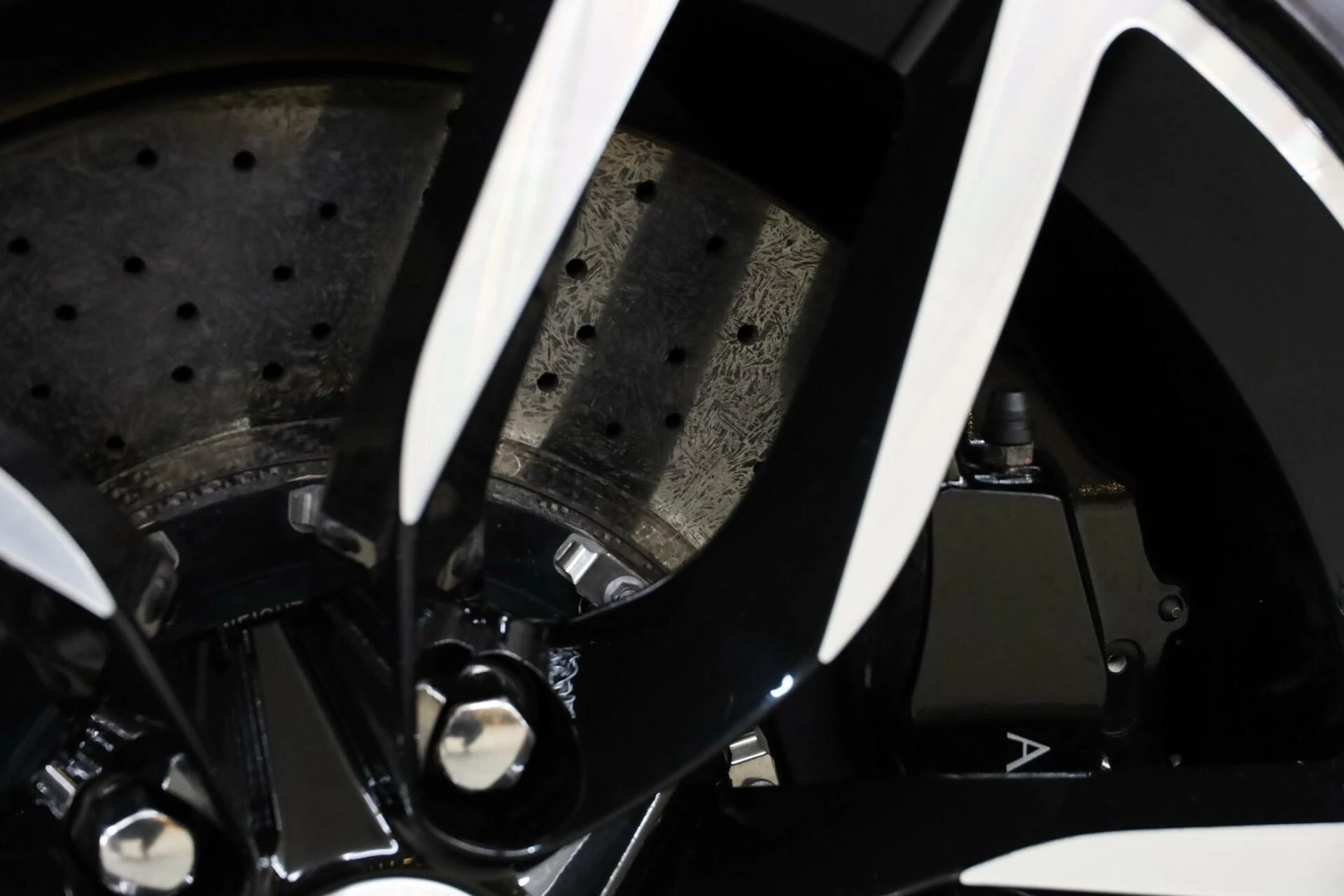 Hoofdafbeelding Aston Martin V12 Vanquish