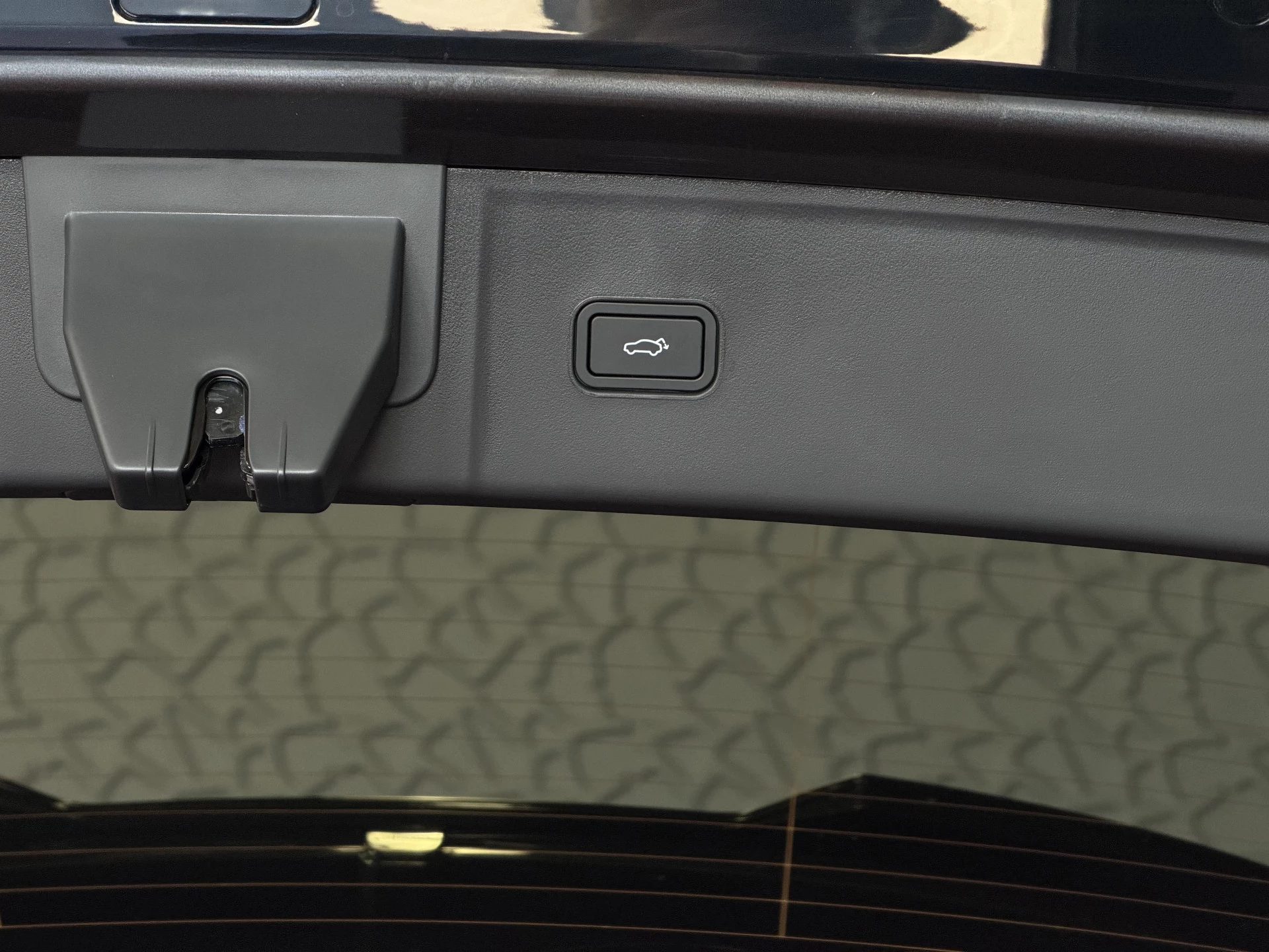 Hoofdafbeelding Lynk & Co 08