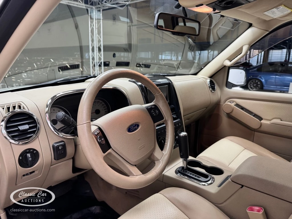 Hoofdafbeelding Ford Explorer