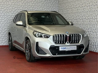 BMW X1 XDRIVE 25E M-SPORT LED PANO.SCHUIFDAK HEADUP ELEK.KLEP NAVI 360.CAM STOELVERW M-SHADOW LINE ELEK.STOEL ZWARTE.HEMEL 06/2025 PHEV PLUG IN HYBRID AWD 4X4 4WD ✅ Top Auto's. Al 30 Jaar uw Bmw Specialist in ,  BMW M / M Sport / PHEV / HEV / Hybrid / Mhev / 25e / 30e / xDrive25e // xDrive30e / sDrive18i / sDrive20i / sDrive23i ✅ 
