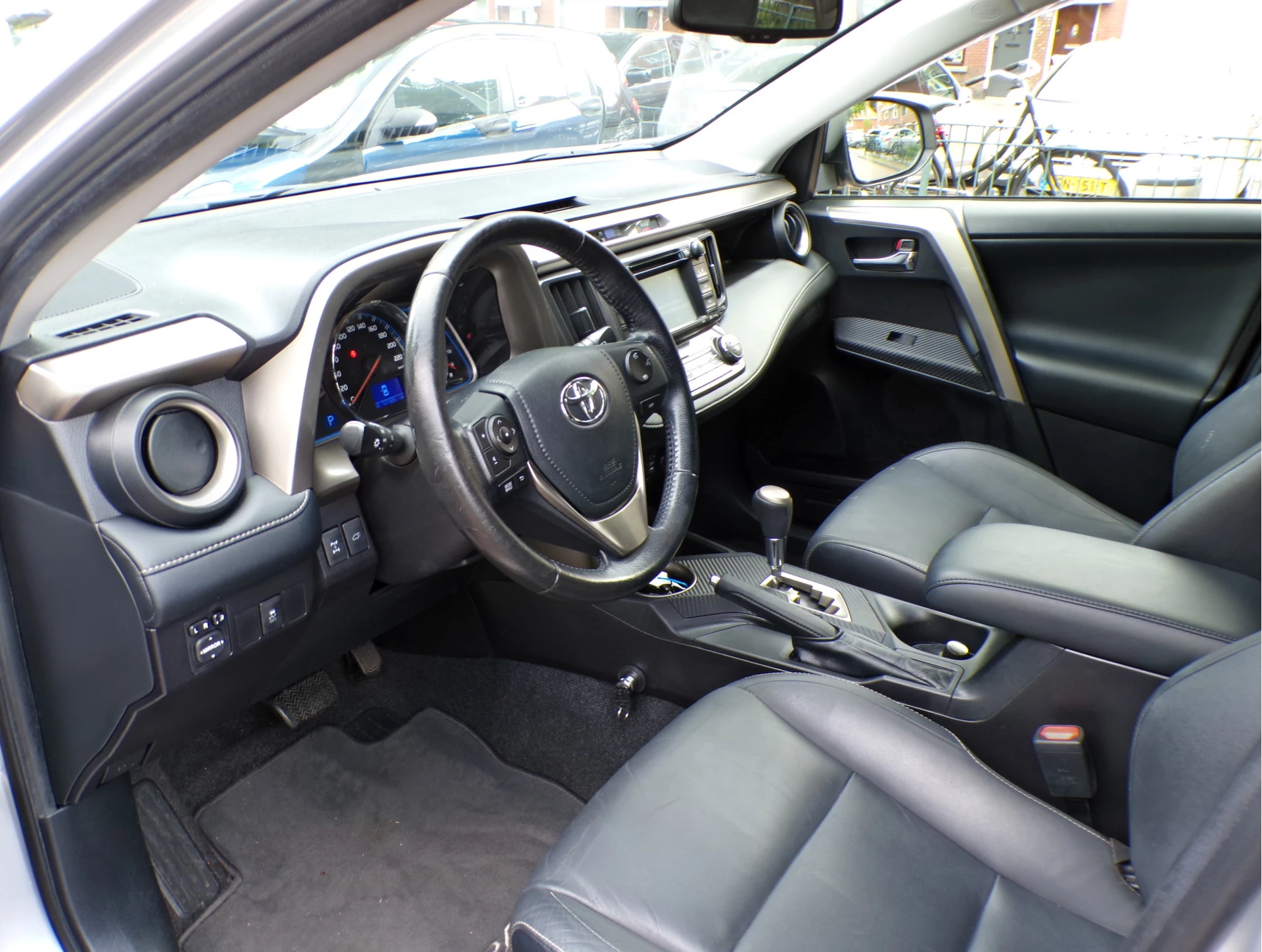 Hoofdafbeelding Toyota RAV4