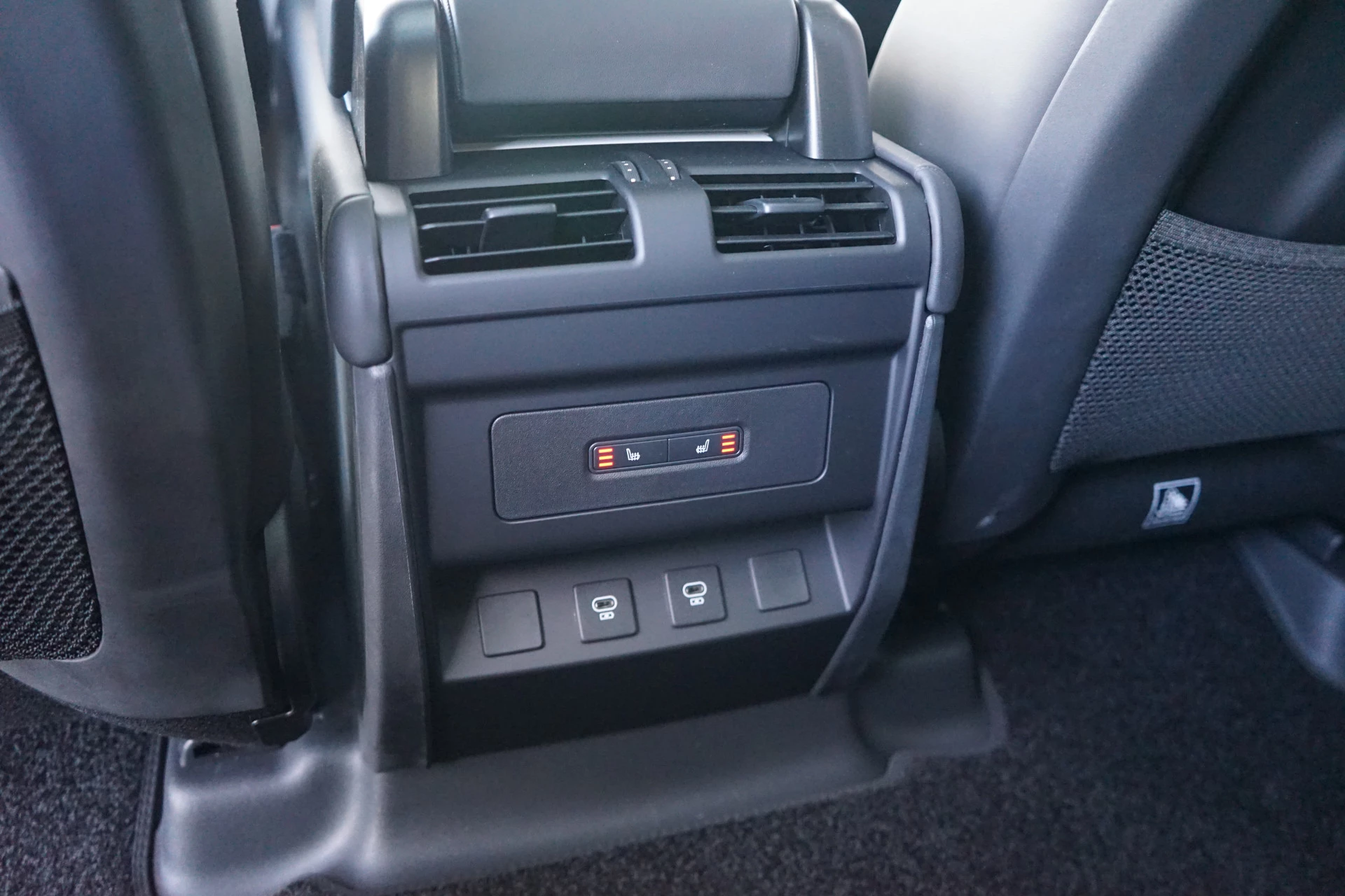 Hoofdafbeelding Land Rover Defender