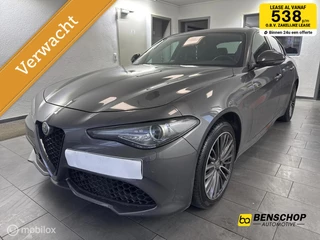 Hoofdafbeelding Alfa Romeo Giulia Alfa Romeo Giulia 2.0 T Veloce AWD Navi Carplay Leer Memory Harman Kardon