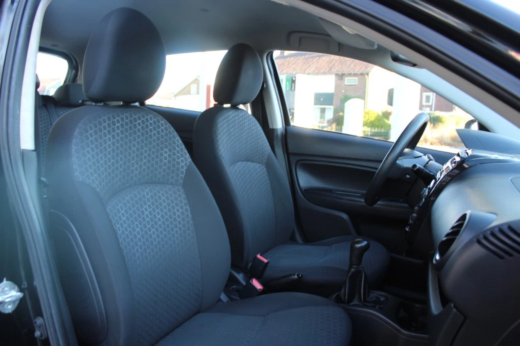 Hoofdafbeelding Mitsubishi Space Star