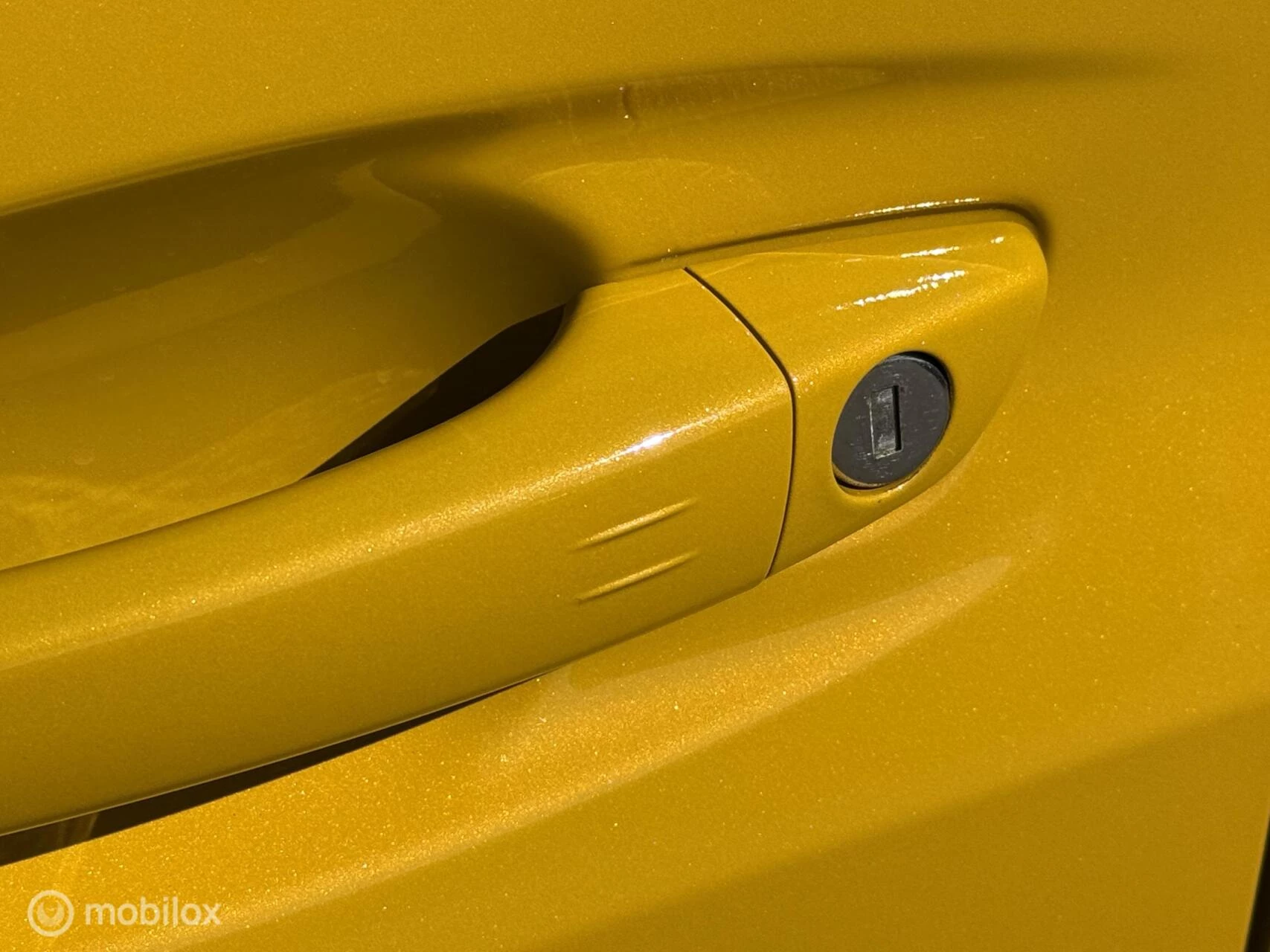 Hoofdafbeelding Peugeot e-208