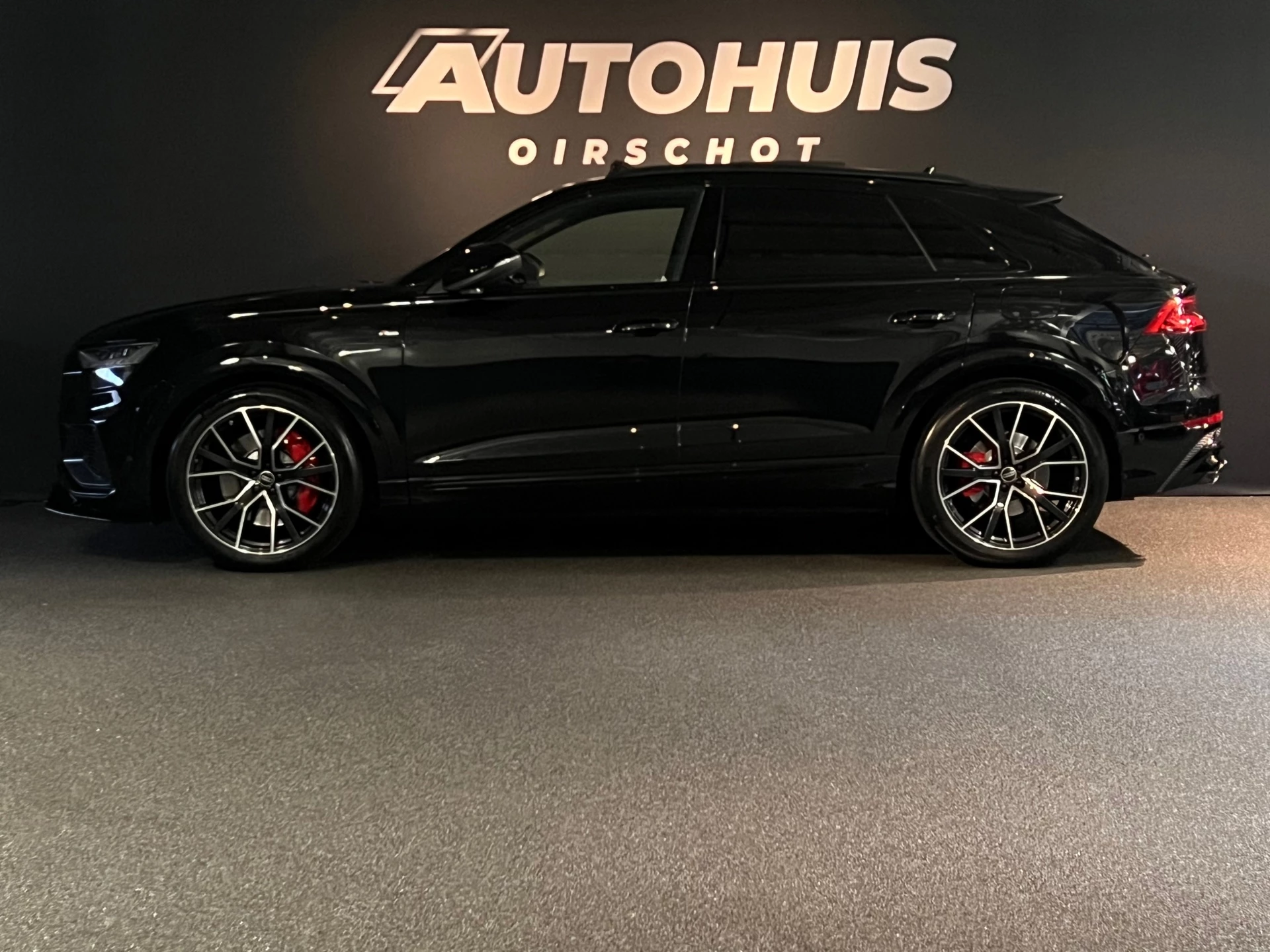 Hoofdafbeelding Audi Q8