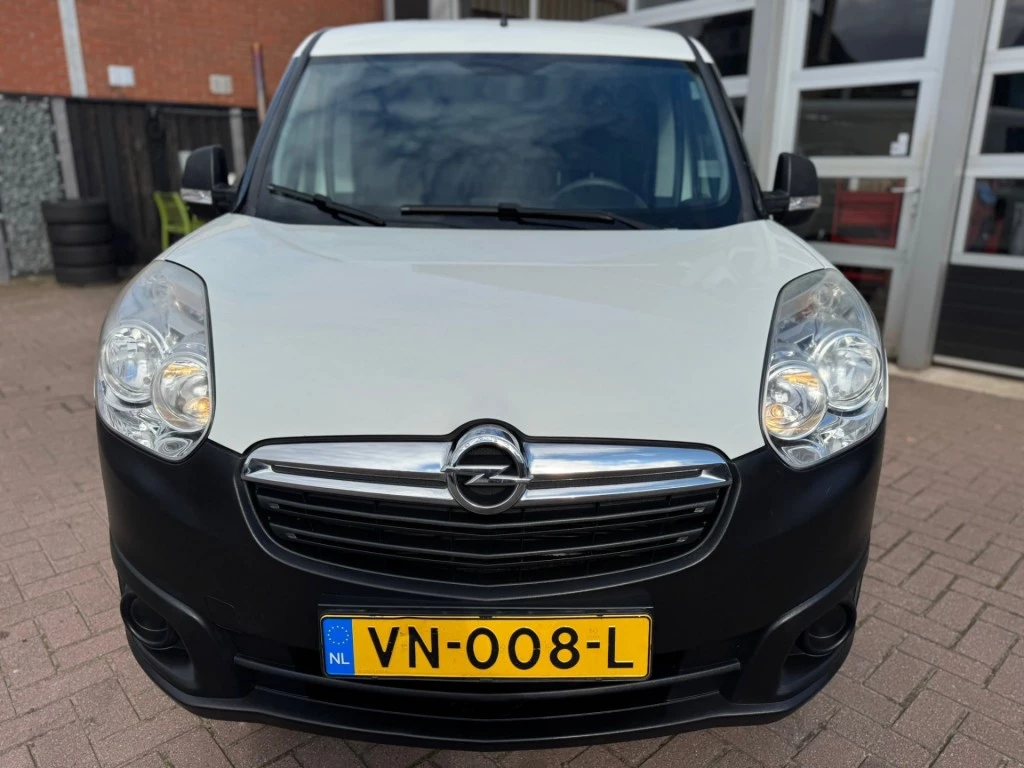 Hoofdafbeelding Opel Combo