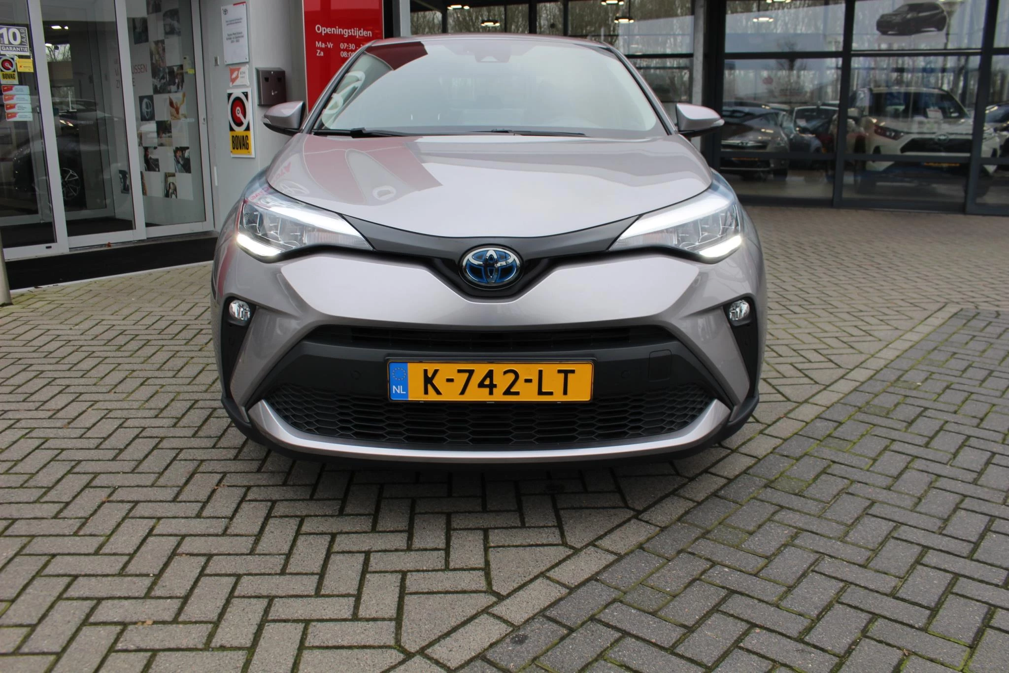 Hoofdafbeelding Toyota C-HR