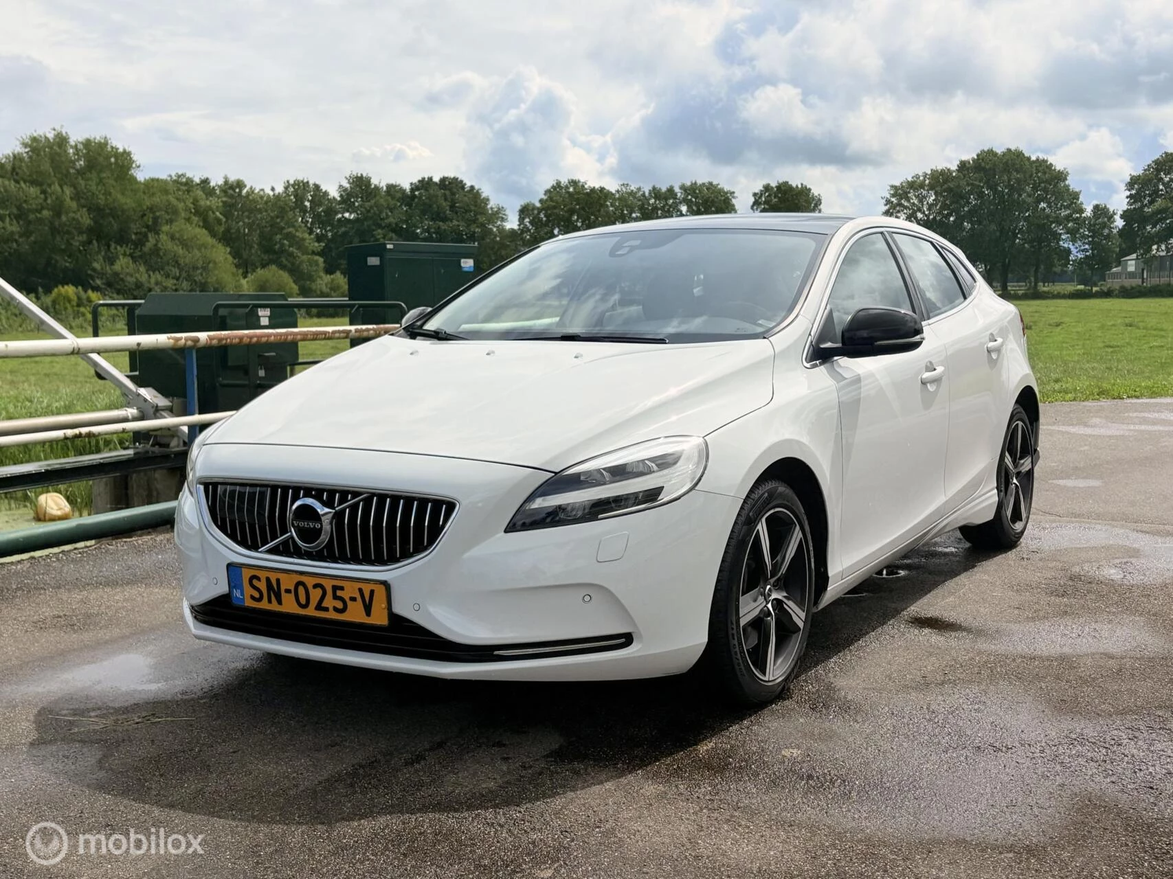 Hoofdafbeelding Volvo V40