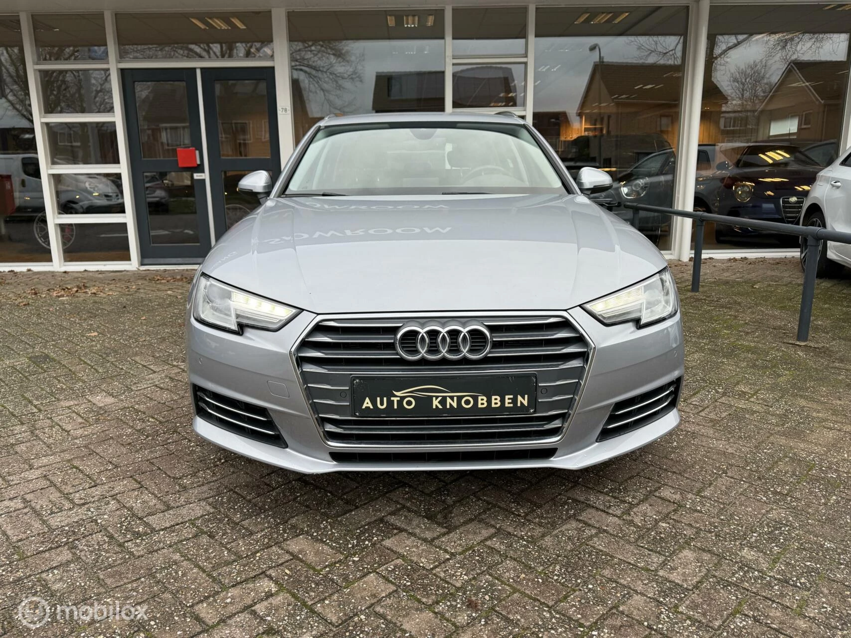 Hoofdafbeelding Audi A4