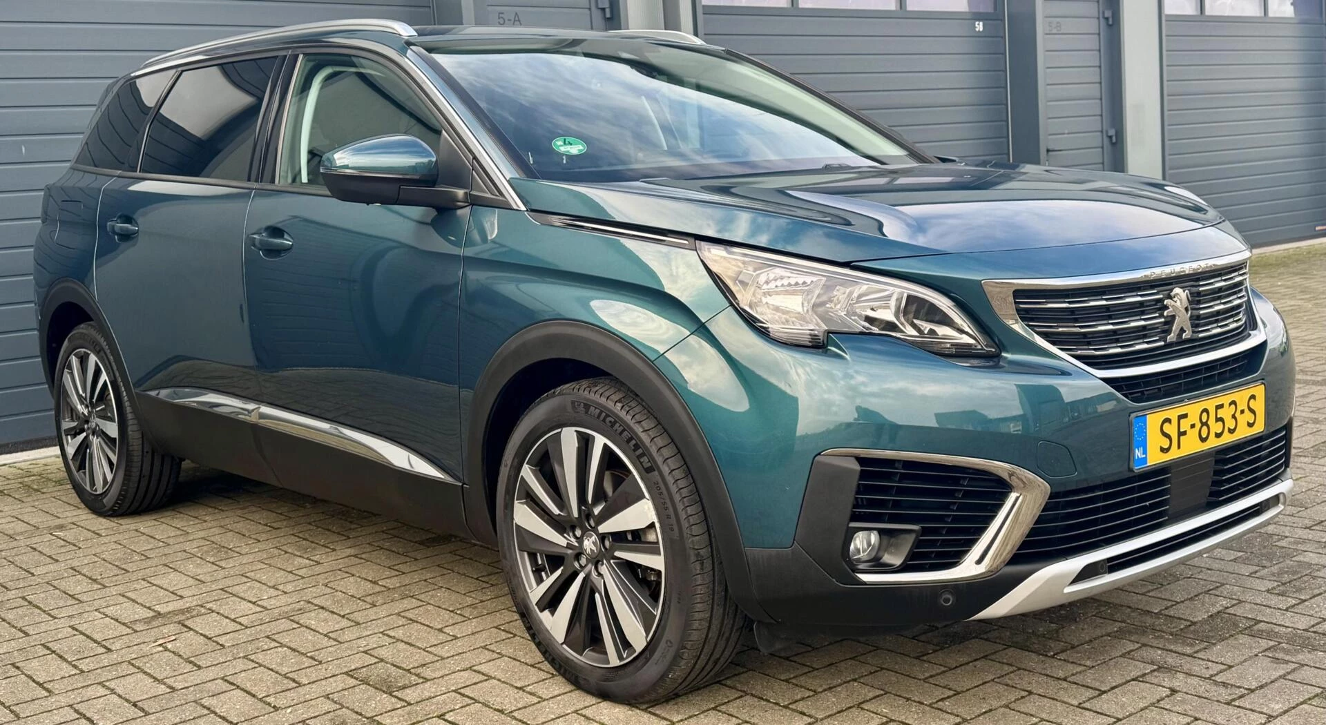 Hoofdafbeelding Peugeot 5008