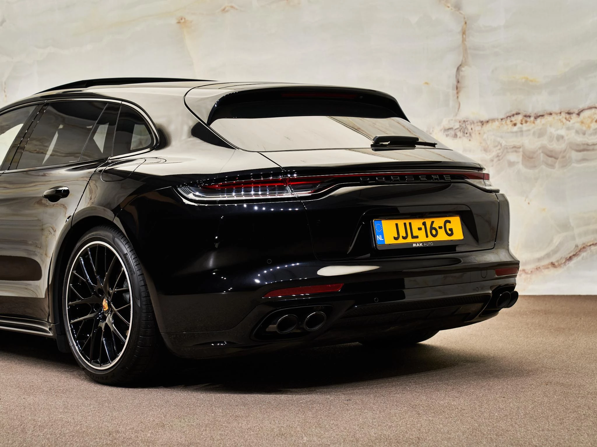 Hoofdafbeelding Porsche Panamera
