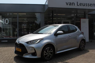 Toyota Yaris 1.5 HYBRID DYNAMIC LED-PAKKET 16"LM-VELGEN KEYLESS CAMERA APPLE/ANDROID NL-AUTO