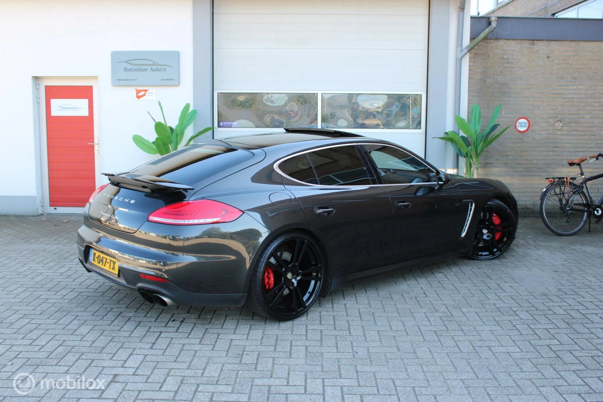 Hoofdafbeelding Porsche Panamera