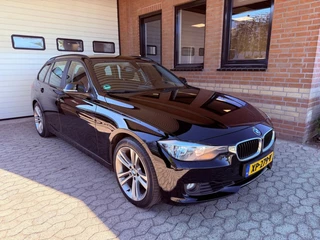 BMW 3 Serie 328i 2.0 Touring stoelverwarming trekhaak
