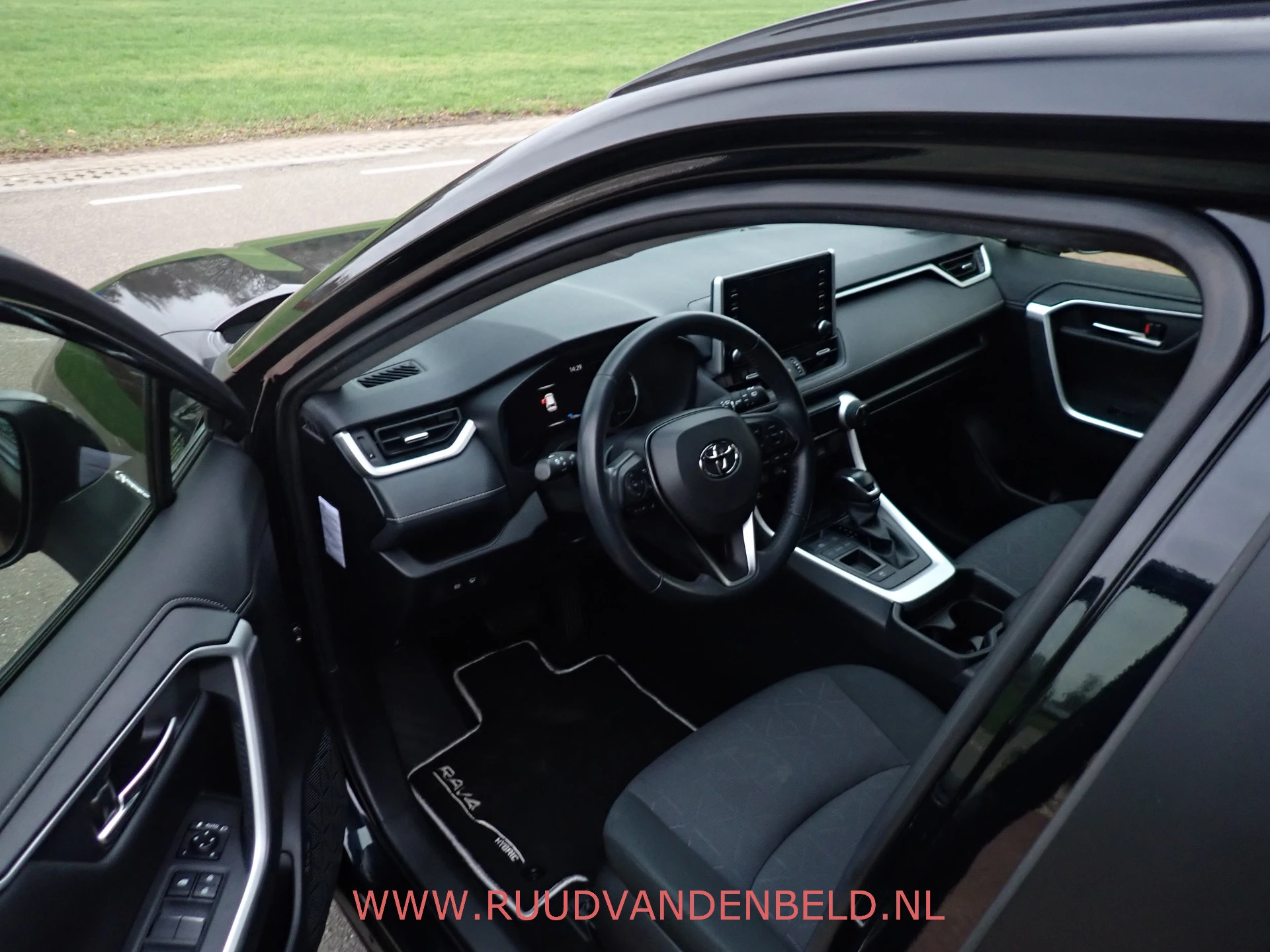 Hoofdafbeelding Toyota RAV4