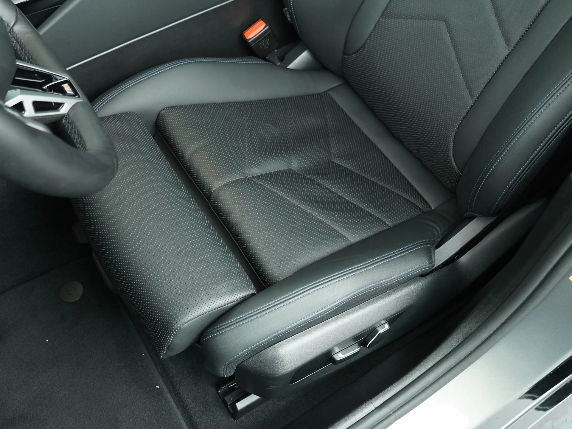 Hoofdafbeelding BMW i5