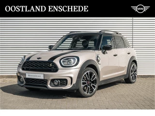 MINI Countryman Cooper SE ALL4 JCW Automaat / Panoramadak / Achteruitrijcamera / Comfortstoelen / Active Cruise Control / Comfort Access / LED / Head-Up / Comfort Access