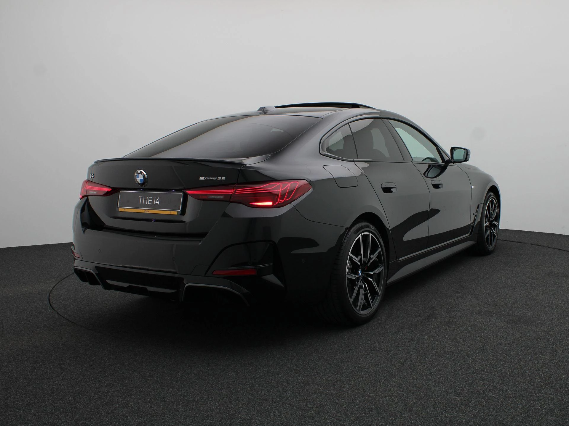Hoofdafbeelding BMW i4