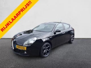 Hoofdafbeelding Alfa Romeo Giulietta Alfa Romeo Giulietta 1.4 Turbo airco,cruisecontrol,navigatie,parkeersensoren,