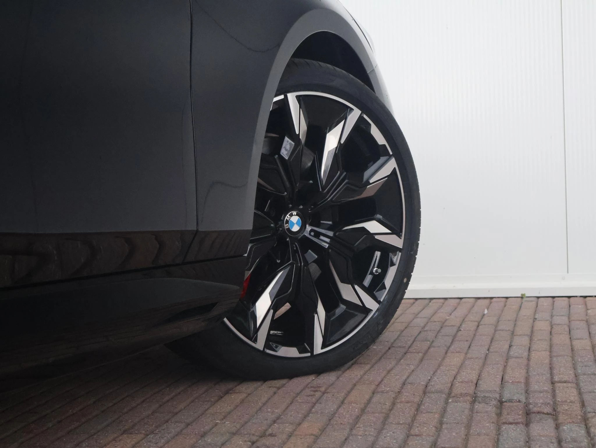 Hoofdafbeelding BMW i5