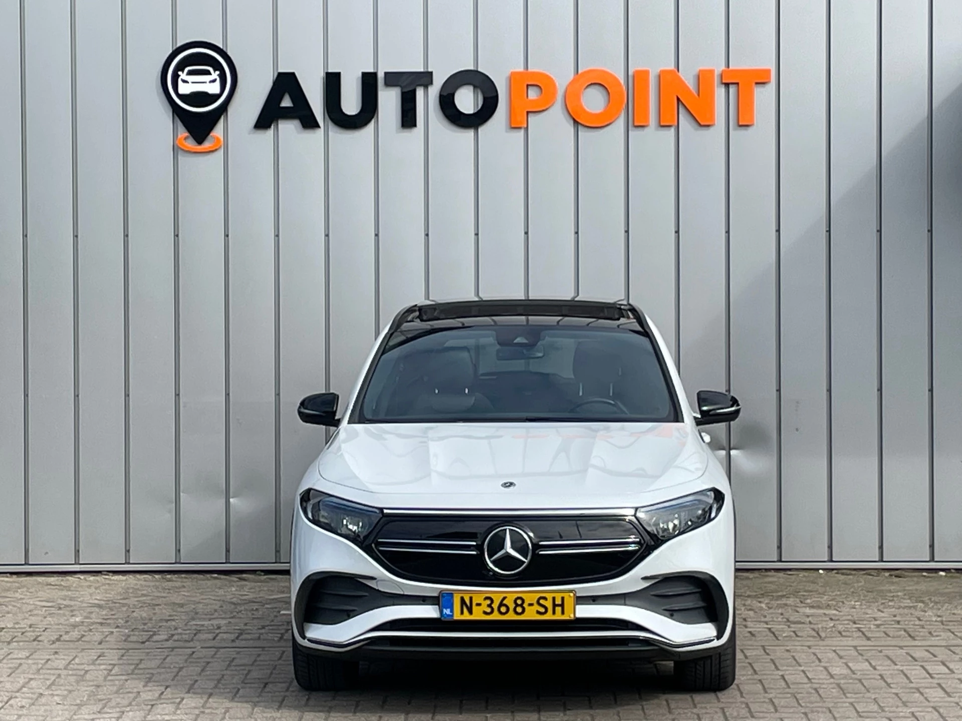 Hoofdafbeelding Mercedes-Benz EQA