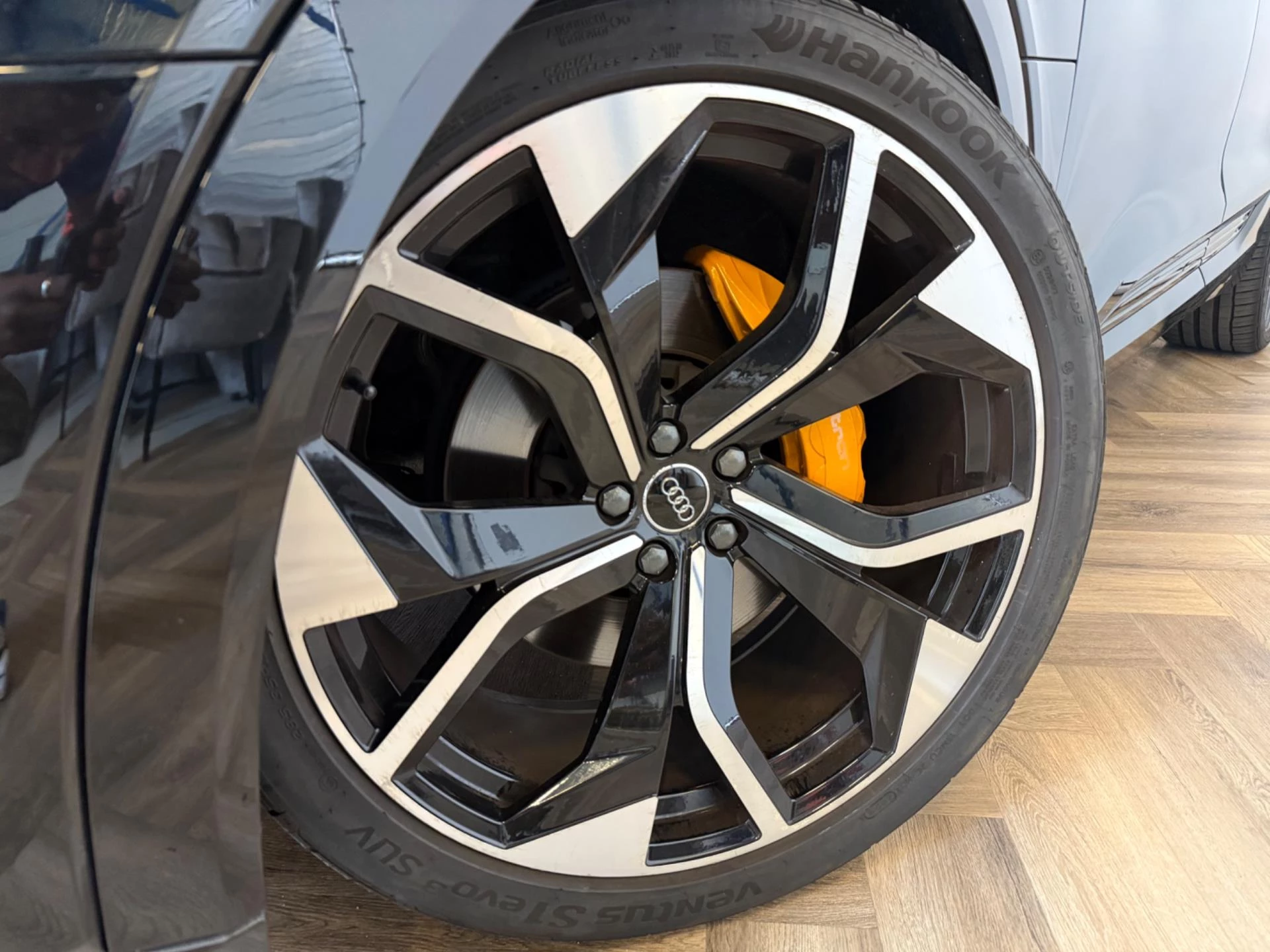 Hoofdafbeelding Audi e-tron