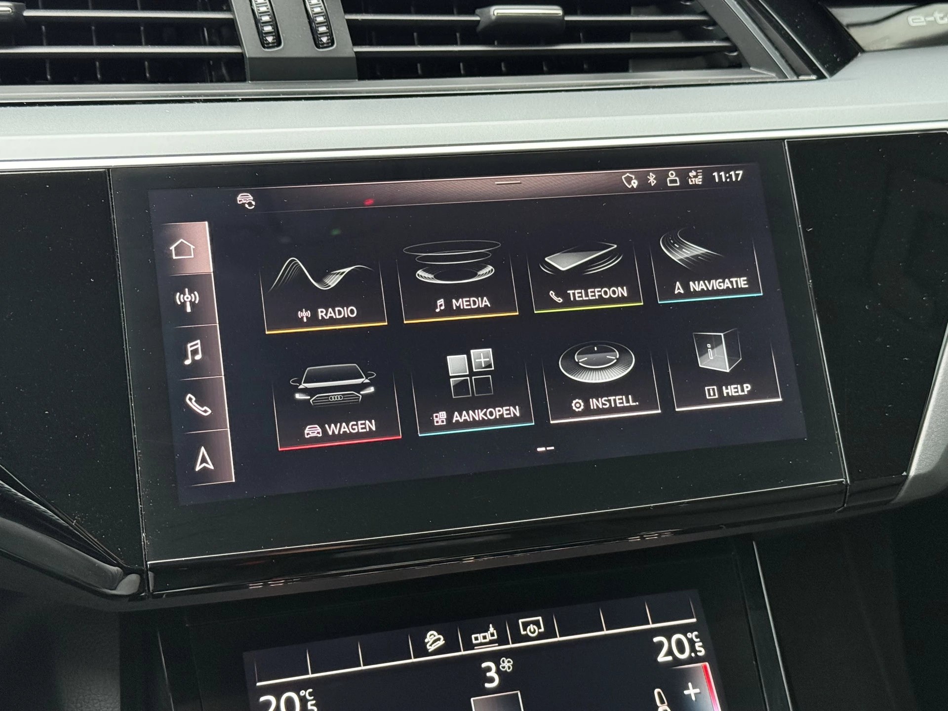 Hoofdafbeelding Audi e-tron