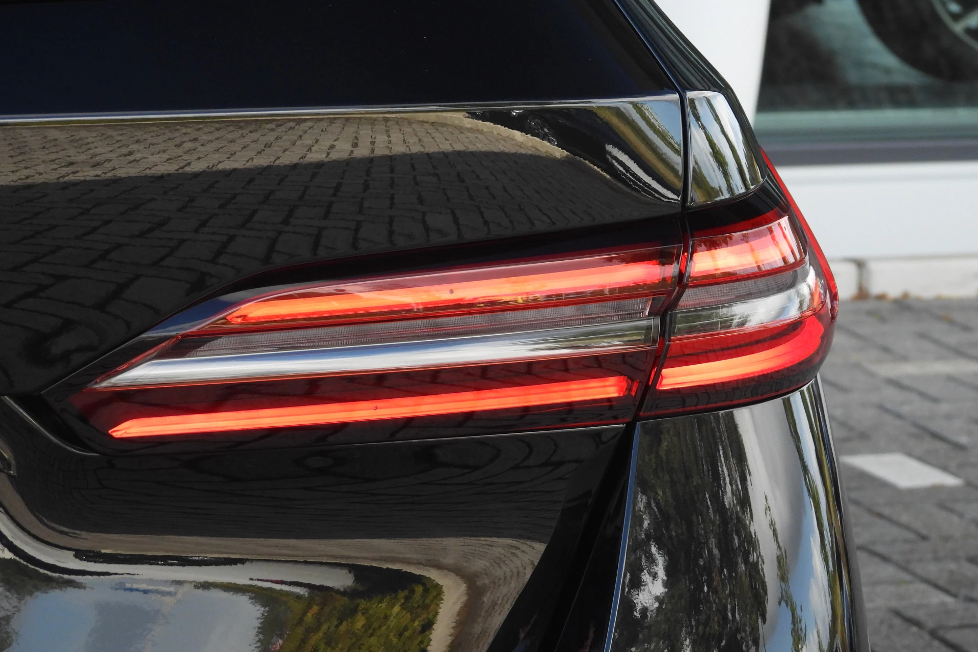 Hoofdafbeelding BMW i5