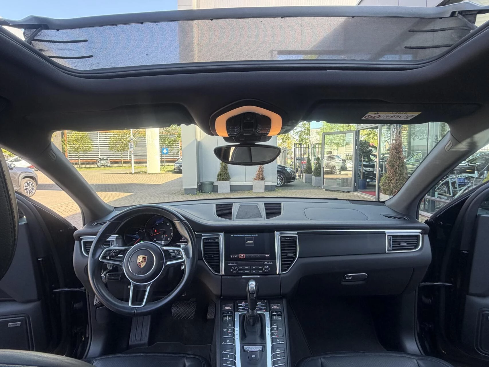Hoofdafbeelding Porsche Macan