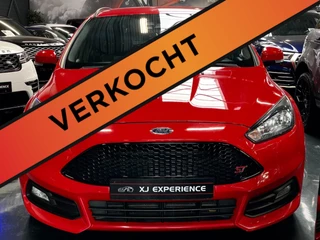 Ford Focus Wagon 2.0 ST-2 250 PK NAVI CLIMA RECARO CARPLAY