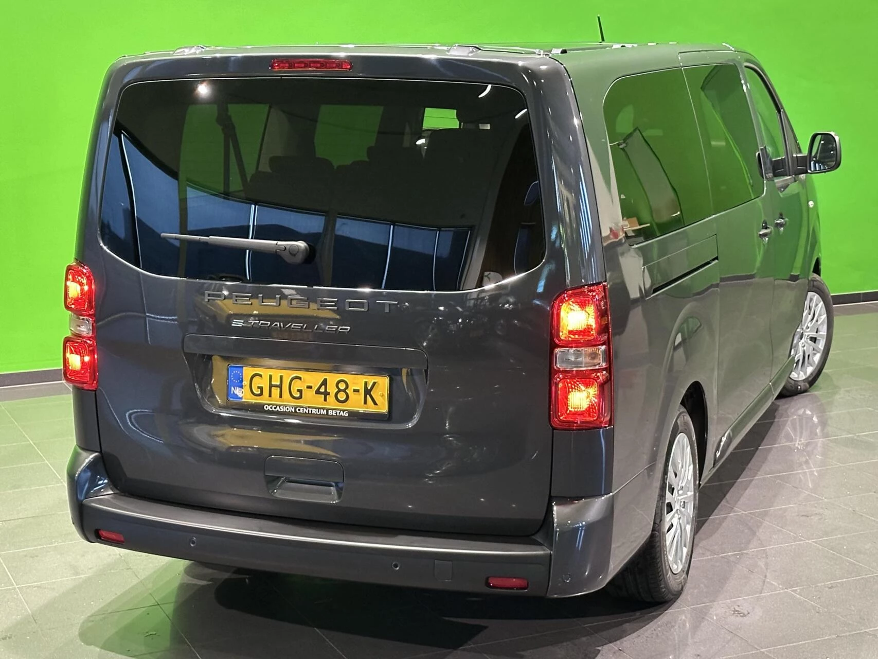Hoofdafbeelding Peugeot e-Traveller
