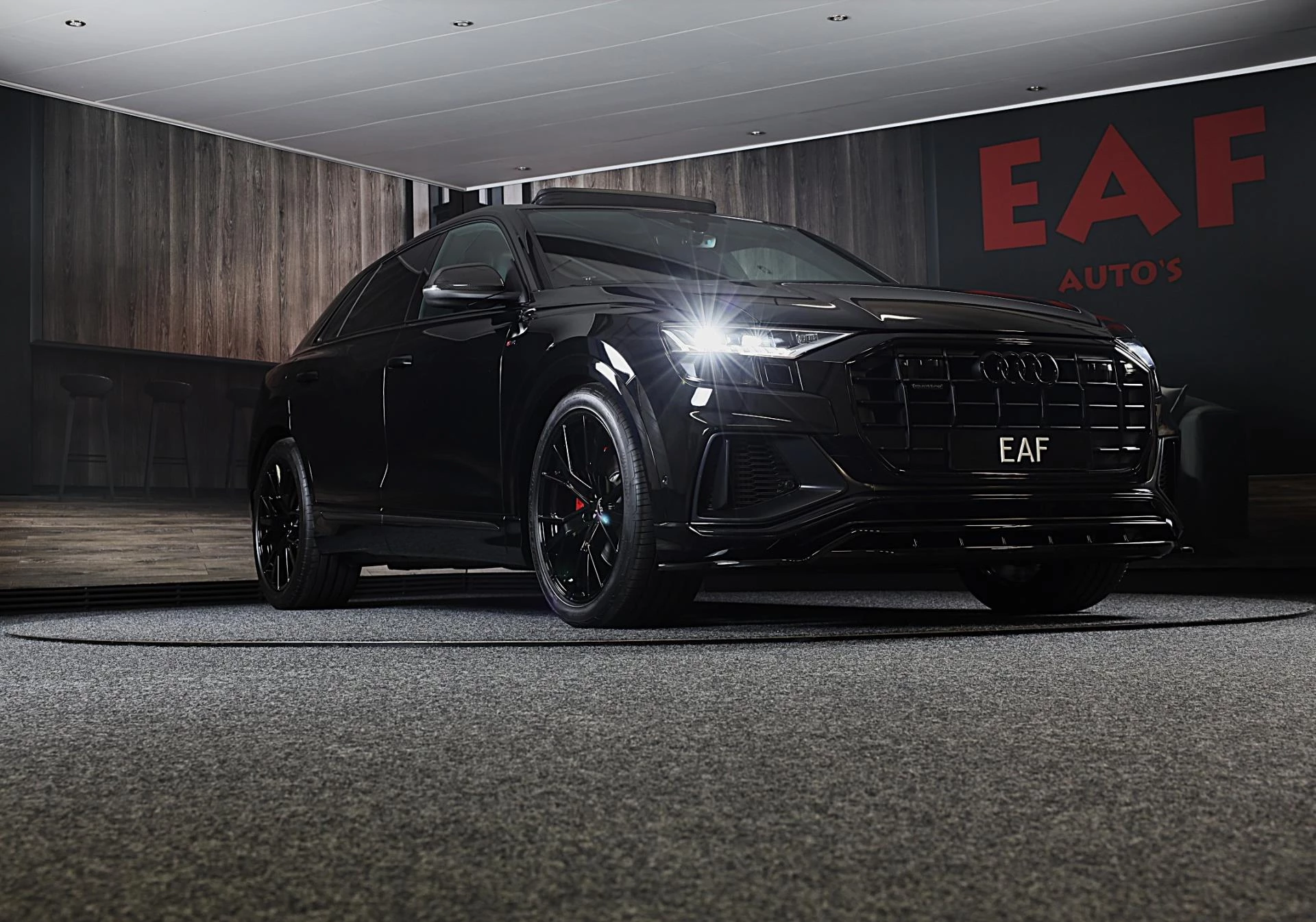 Hoofdafbeelding Audi Q8