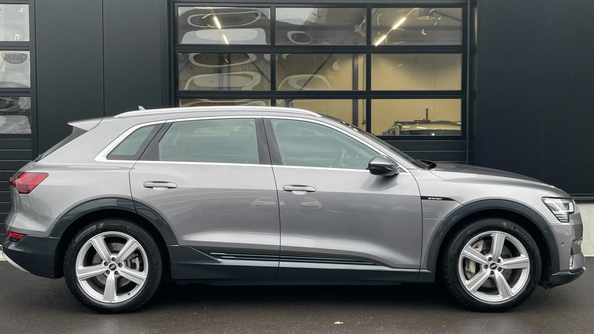 Hoofdafbeelding Audi e-tron