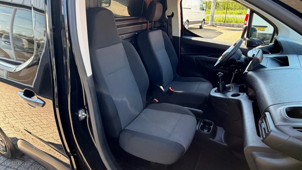 Hoofdafbeelding Peugeot Partner