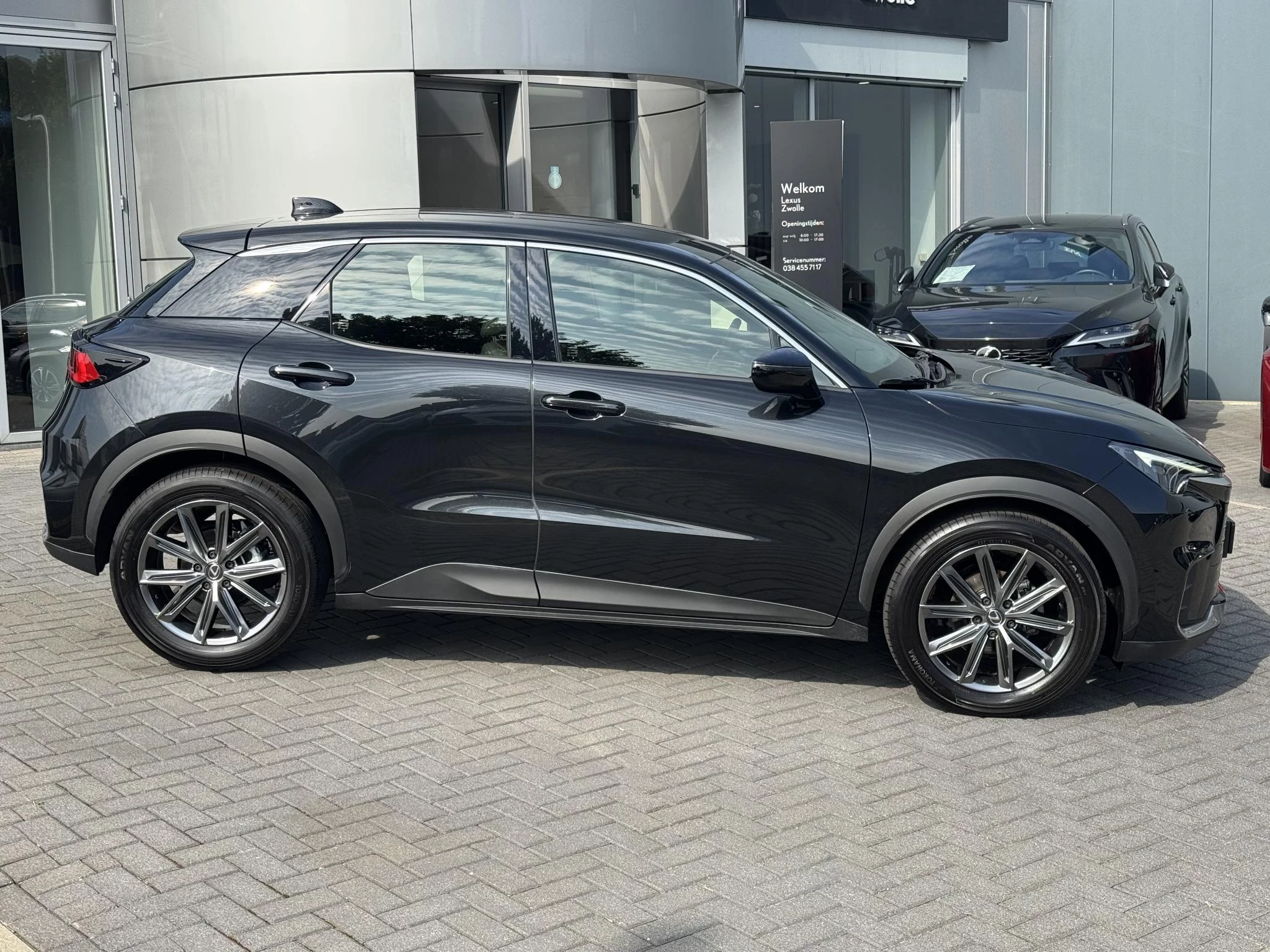 Hoofdafbeelding Lexus LBX