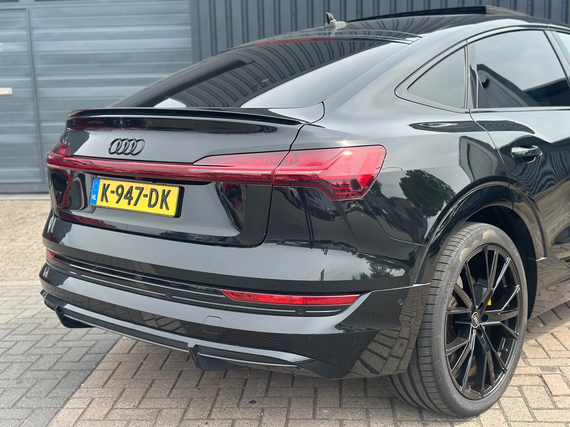 Hoofdafbeelding Audi e-tron
