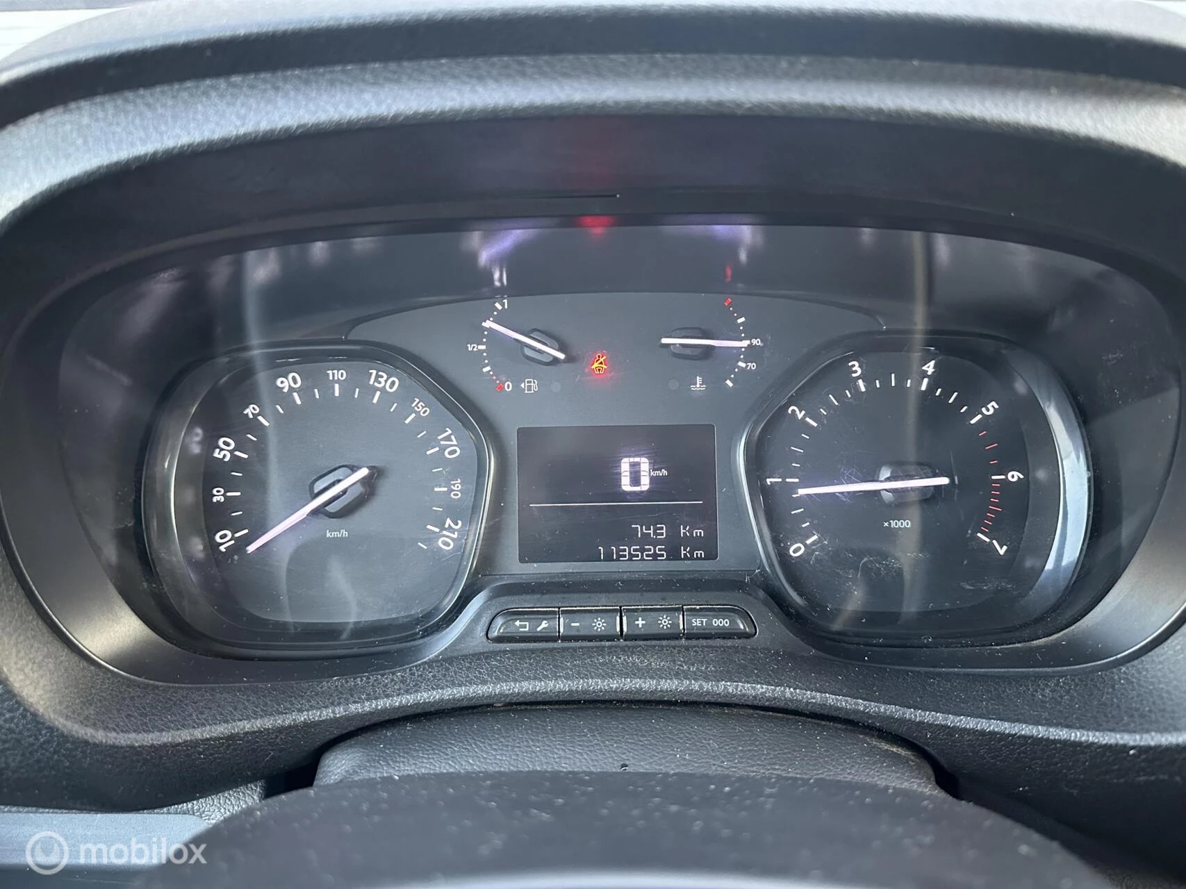 Hoofdafbeelding Peugeot Traveller