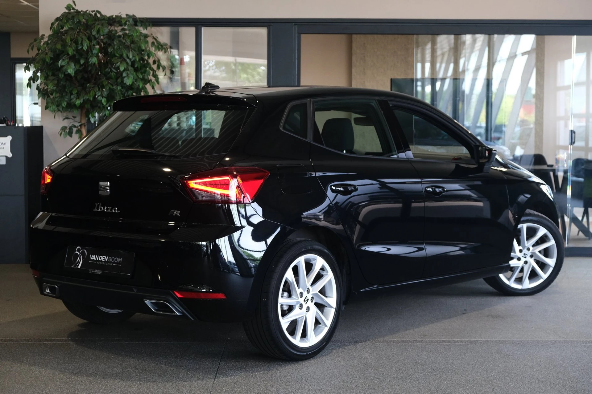 Hoofdafbeelding SEAT Ibiza