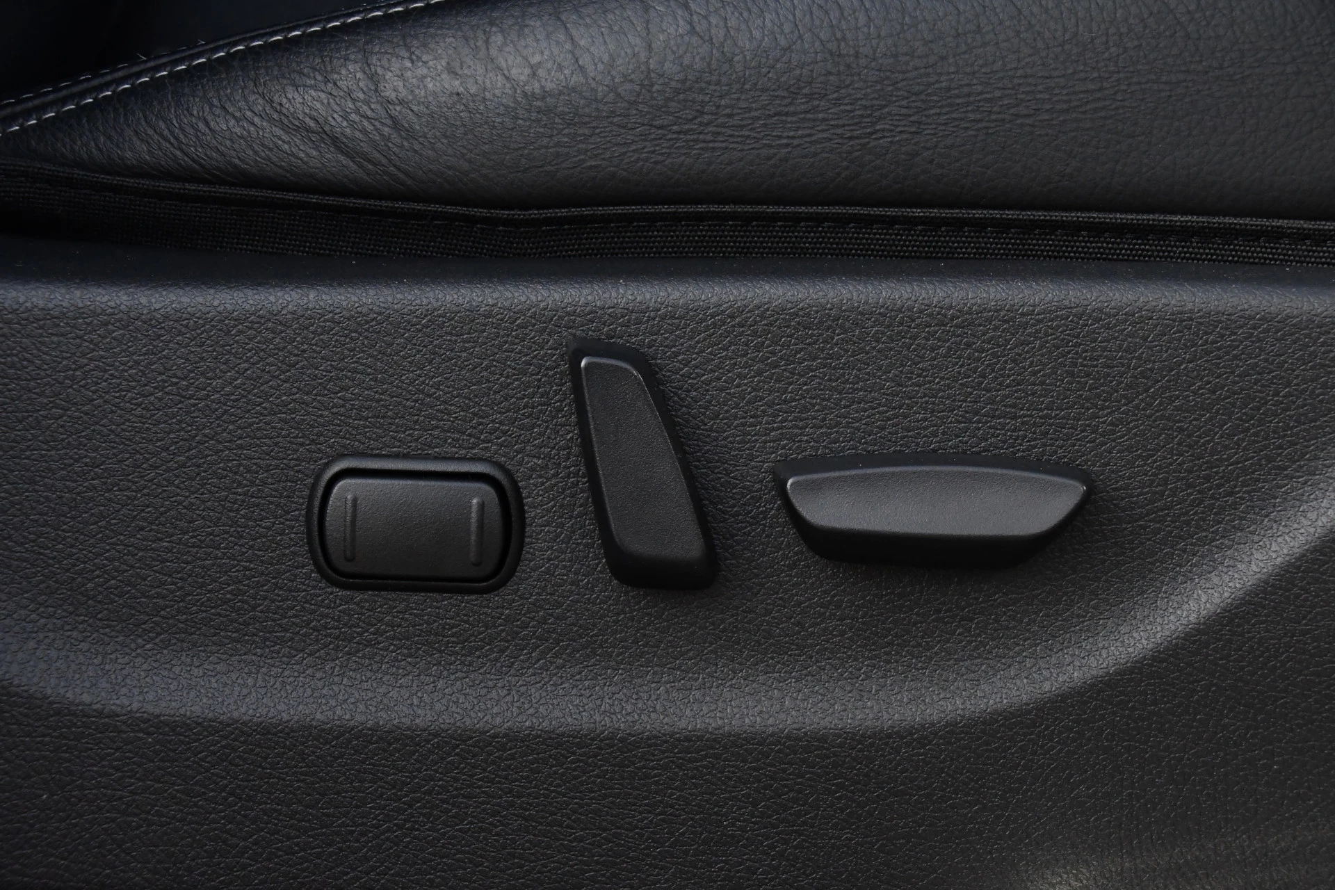 Hoofdafbeelding Mercedes-Benz X-Klasse