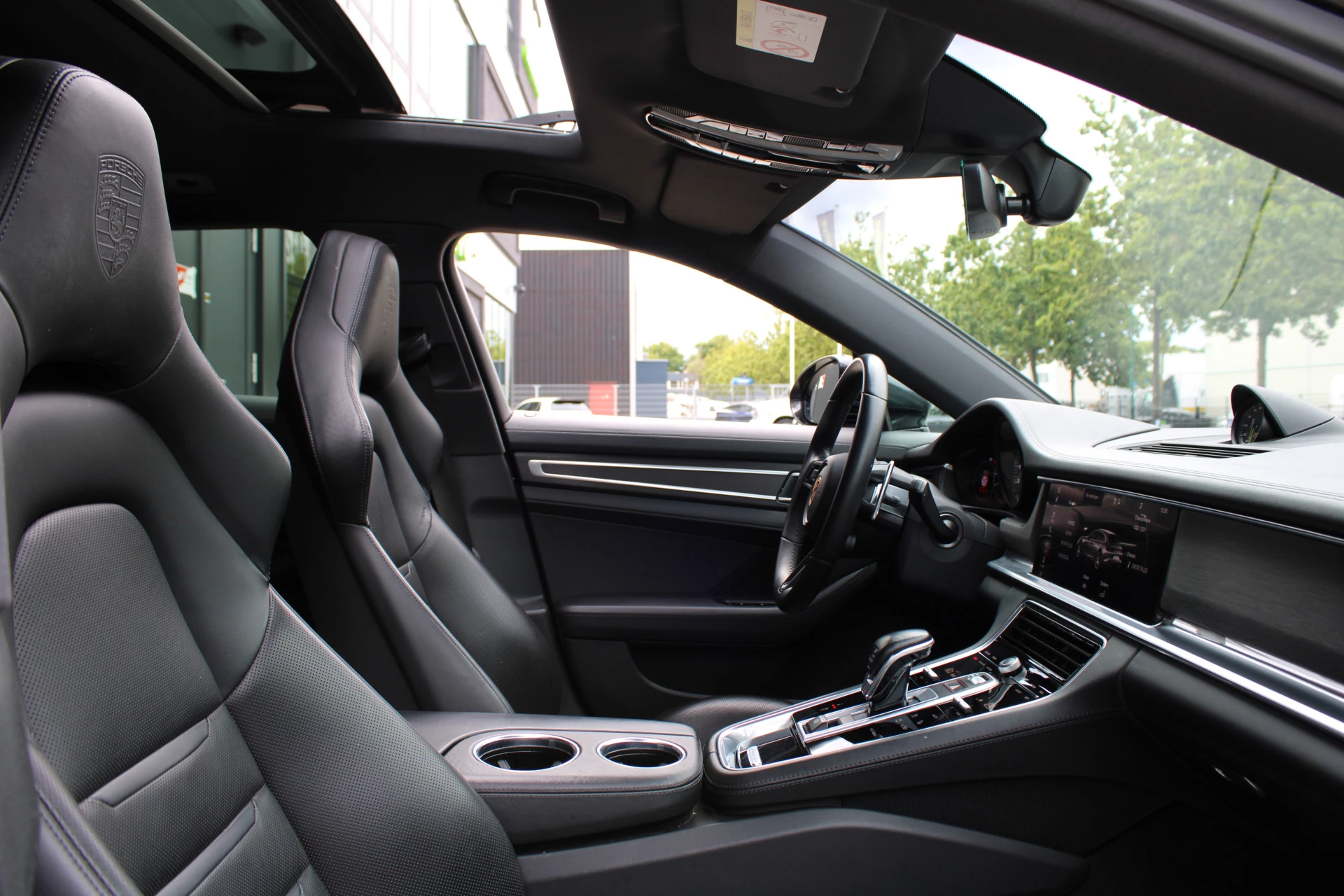 Hoofdafbeelding Porsche Panamera