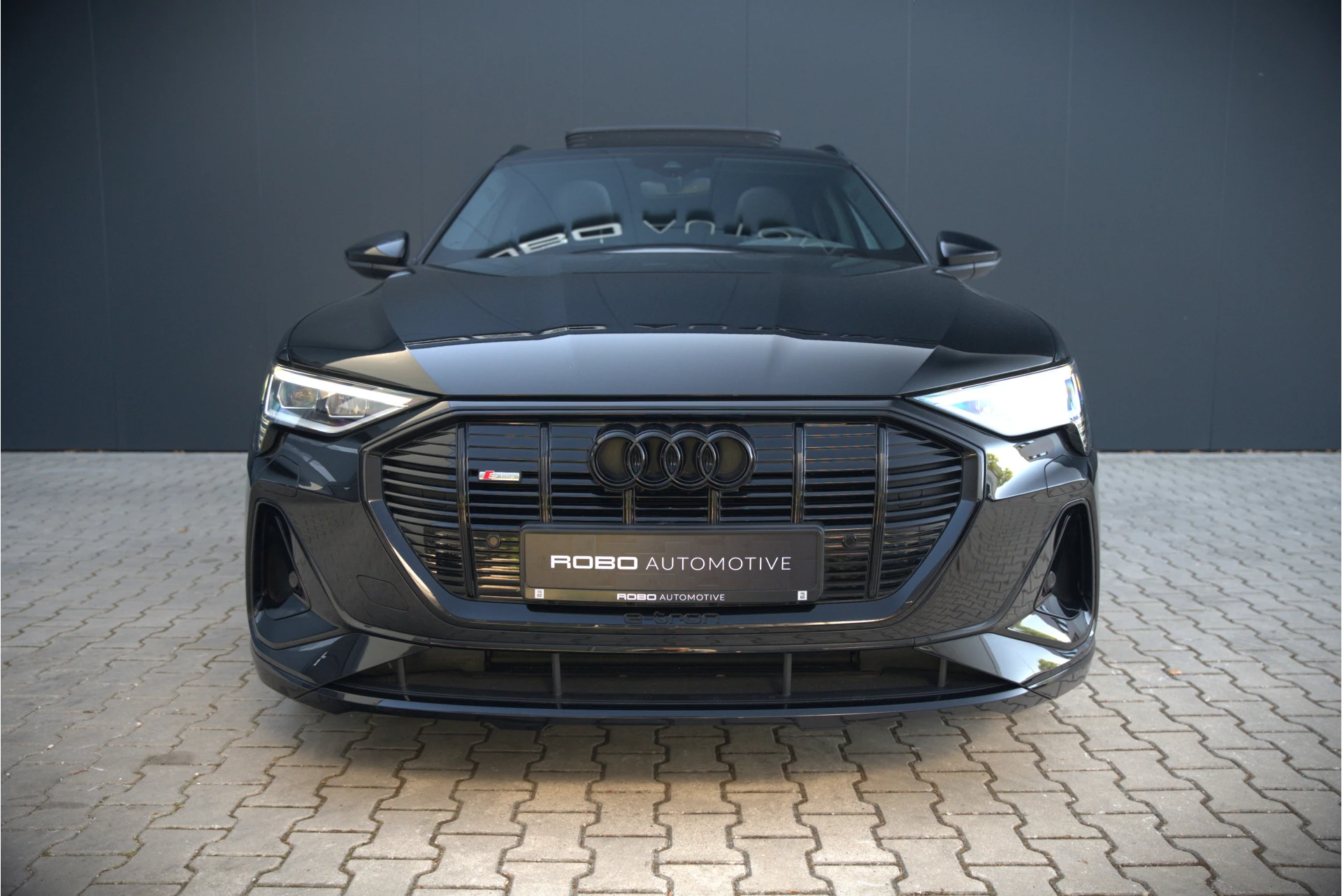 Hoofdafbeelding Audi e-tron
